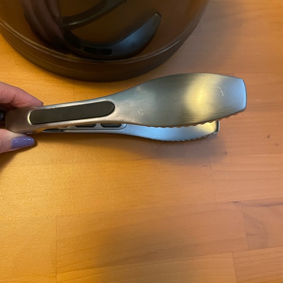 Ice bucket, 4 quarts, great condition. - Picture 6 of 10